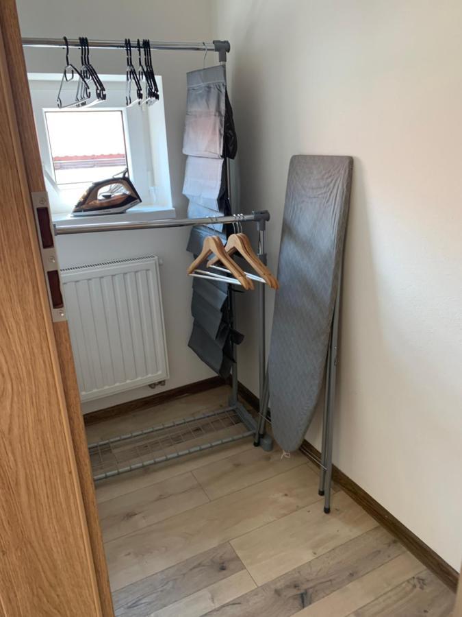 Cozy 2-Bedroom Vacation Apartment With Entire Top Floor Gaj  外观 照片