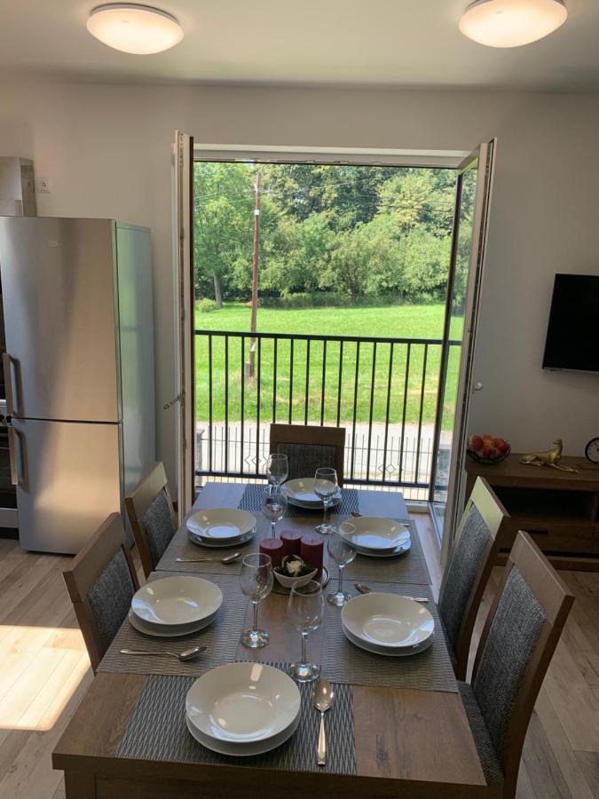 Cozy 2-Bedroom Vacation Apartment With Entire Top Floor Gaj  外观 照片